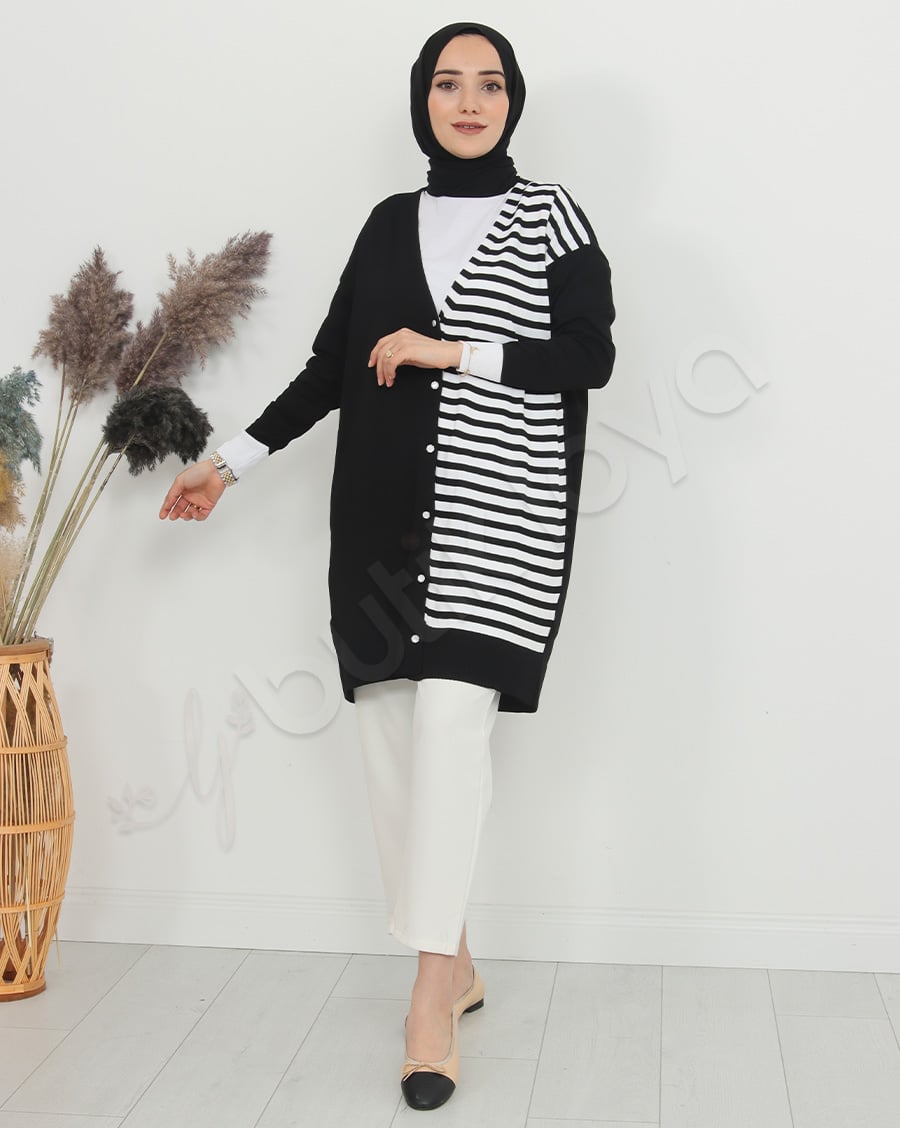 Önden Çizgili Hırka