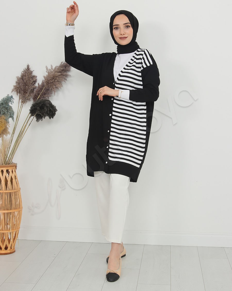 Önden Çizgili Hırka