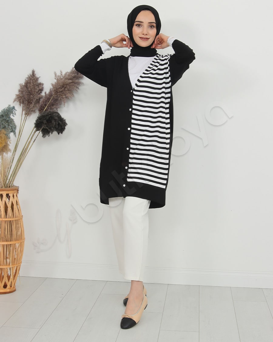 Önden Çizgili Hırka