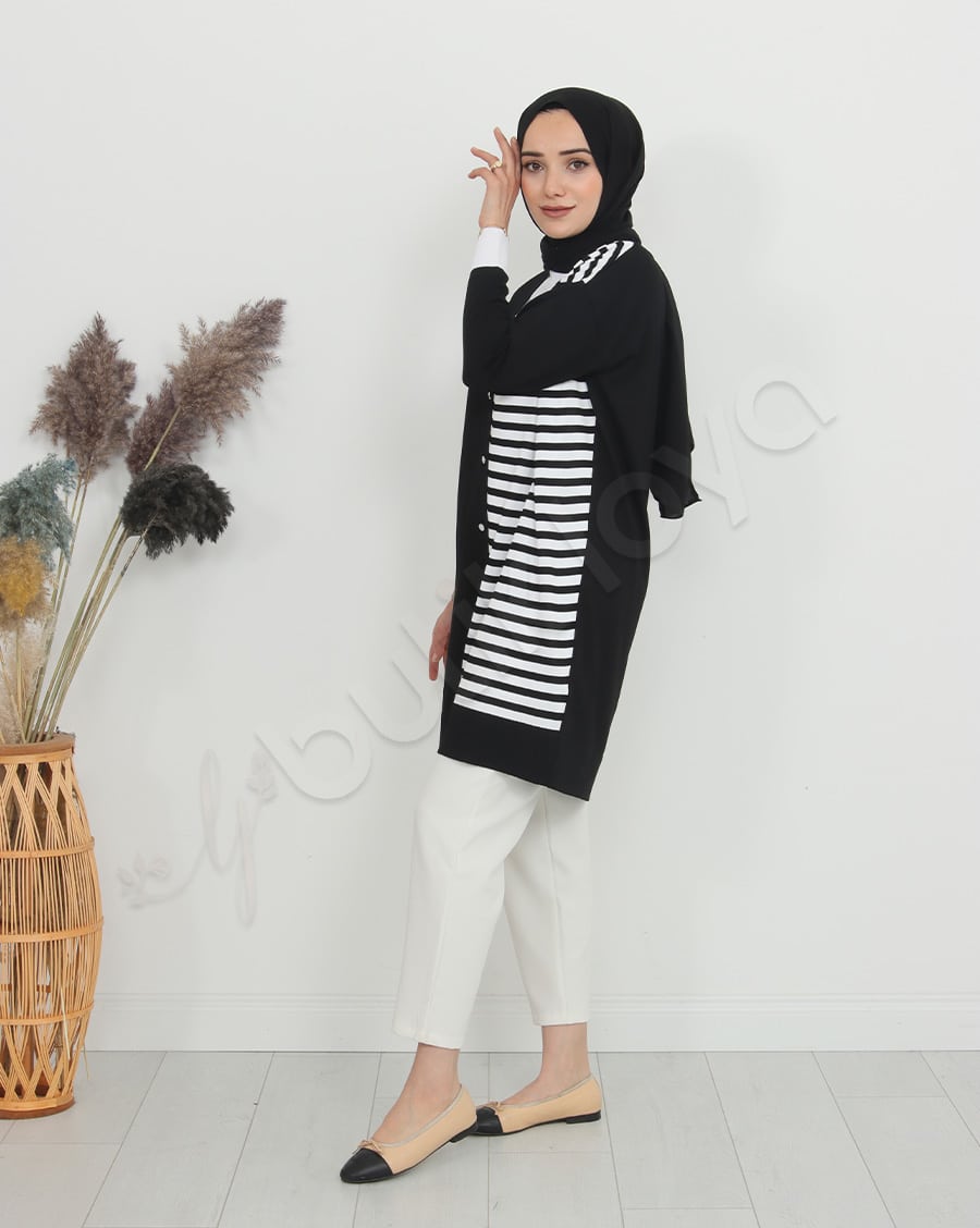 Önden Çizgili Hırka