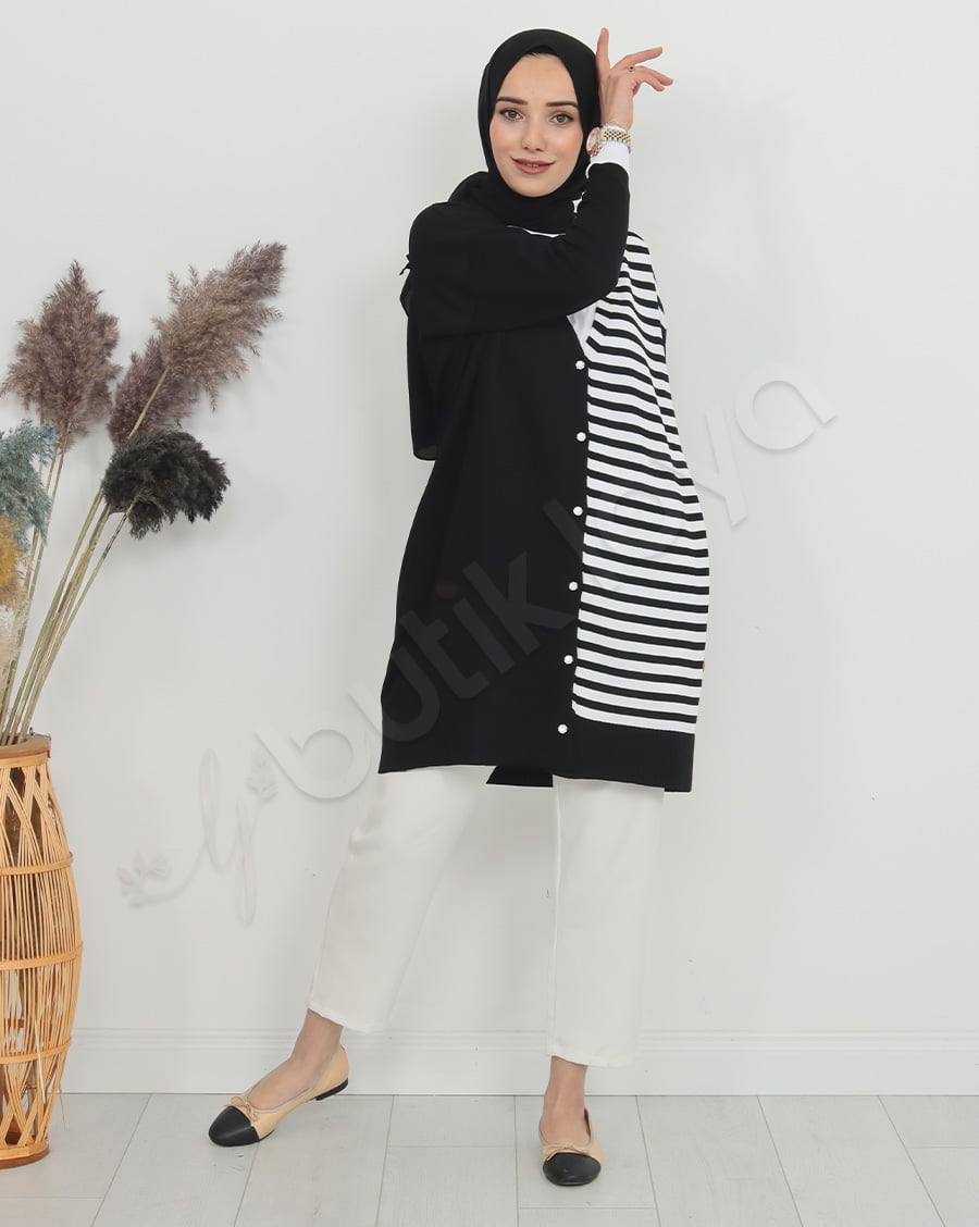 Önden Çizgili Hırka