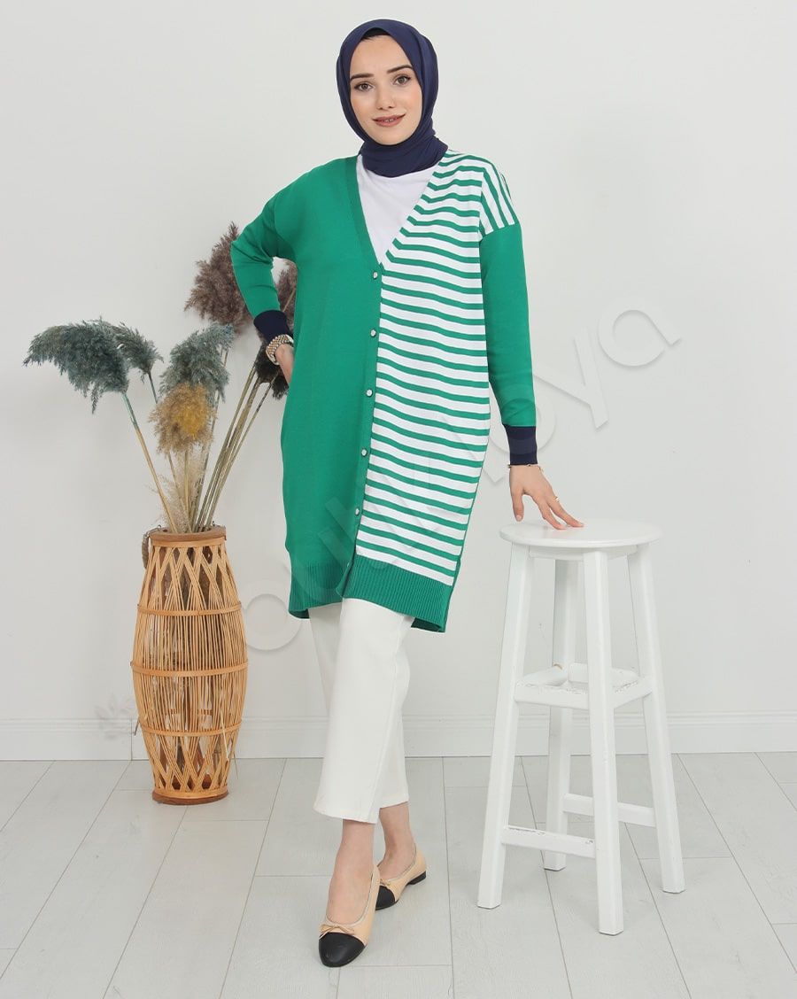 Önden Çizgili Hırka