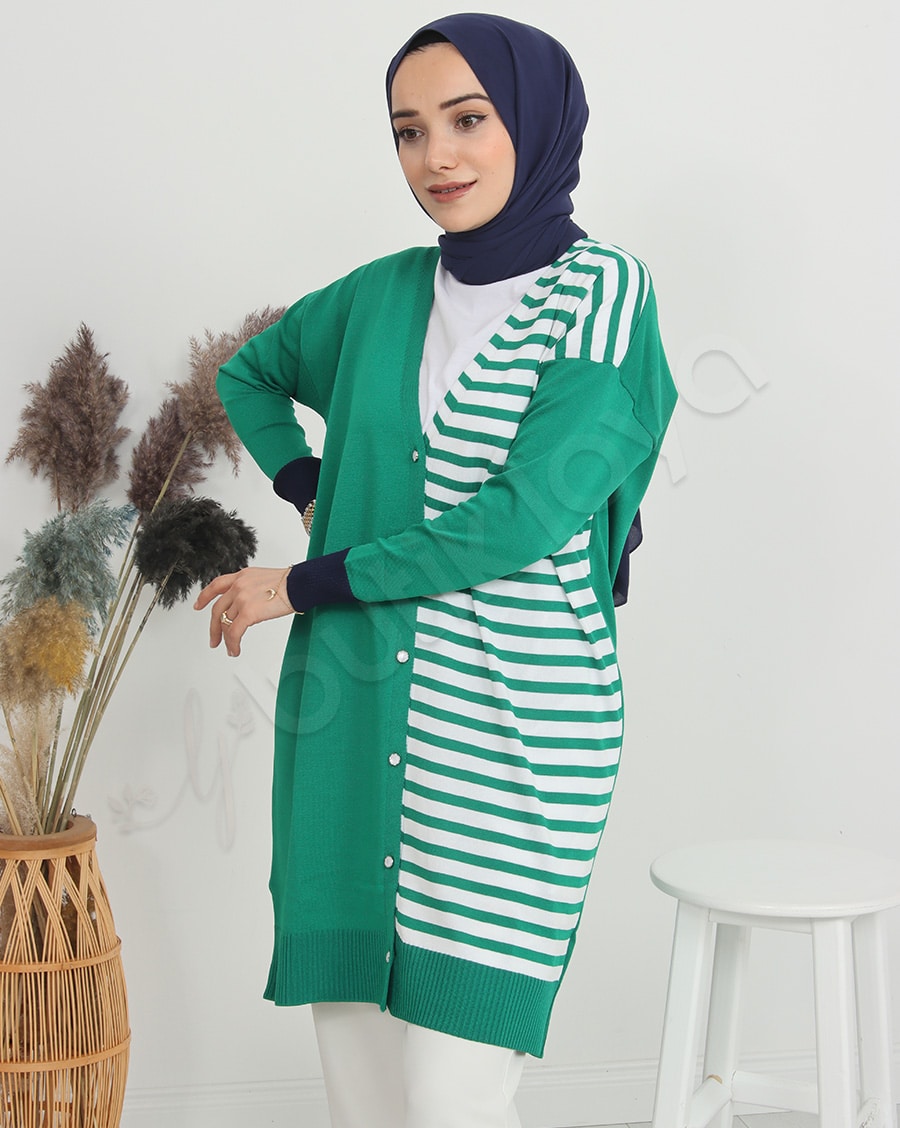 Önden Çizgili Hırka