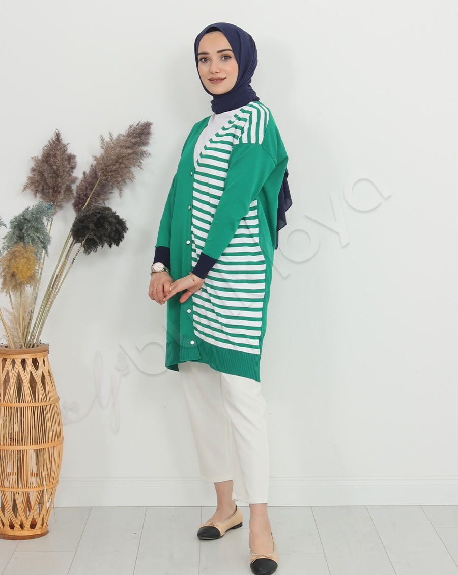 Önden Çizgili Hırka