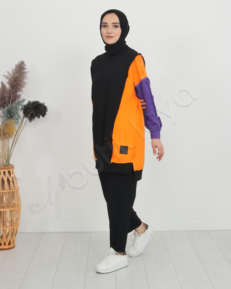 Üç Renk Kapüşonsuz Sweat