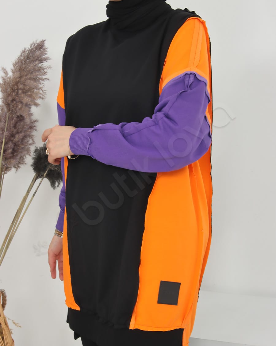 Üç Renk Kapüşonsuz Sweat