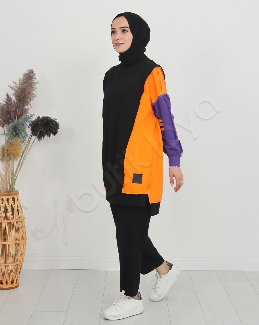 Üç Renk Kapüşonsuz Sweat