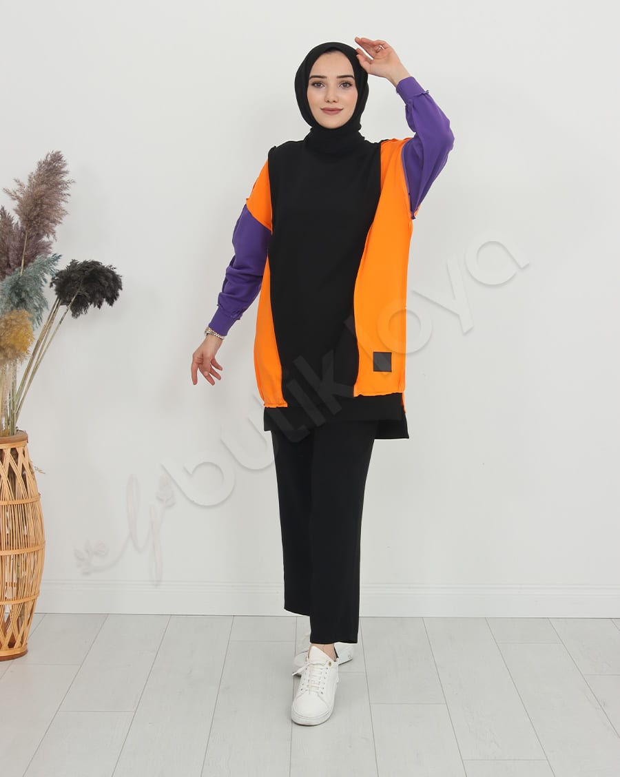 Üç Renk Kapüşonsuz Sweat