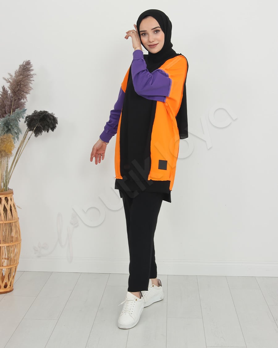 Üç Renk Kapüşonsuz Sweat