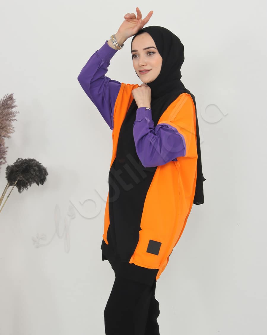 Üç Renk Kapüşonsuz Sweat