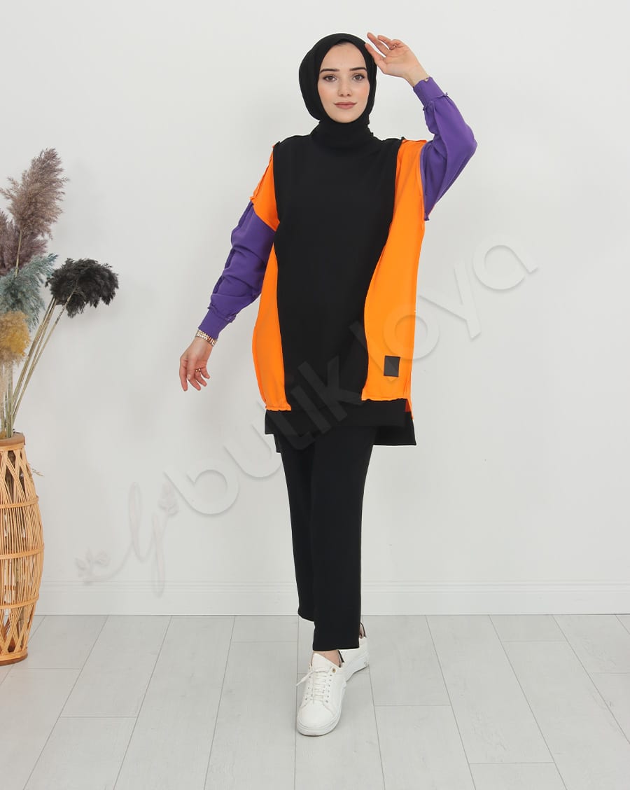 Üç Renk Kapüşonsuz Sweat