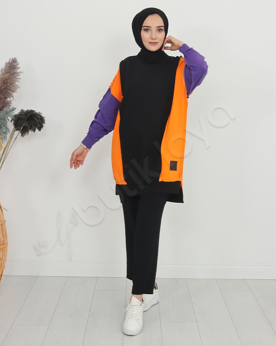 Üç Renk Kapüşonsuz Sweat