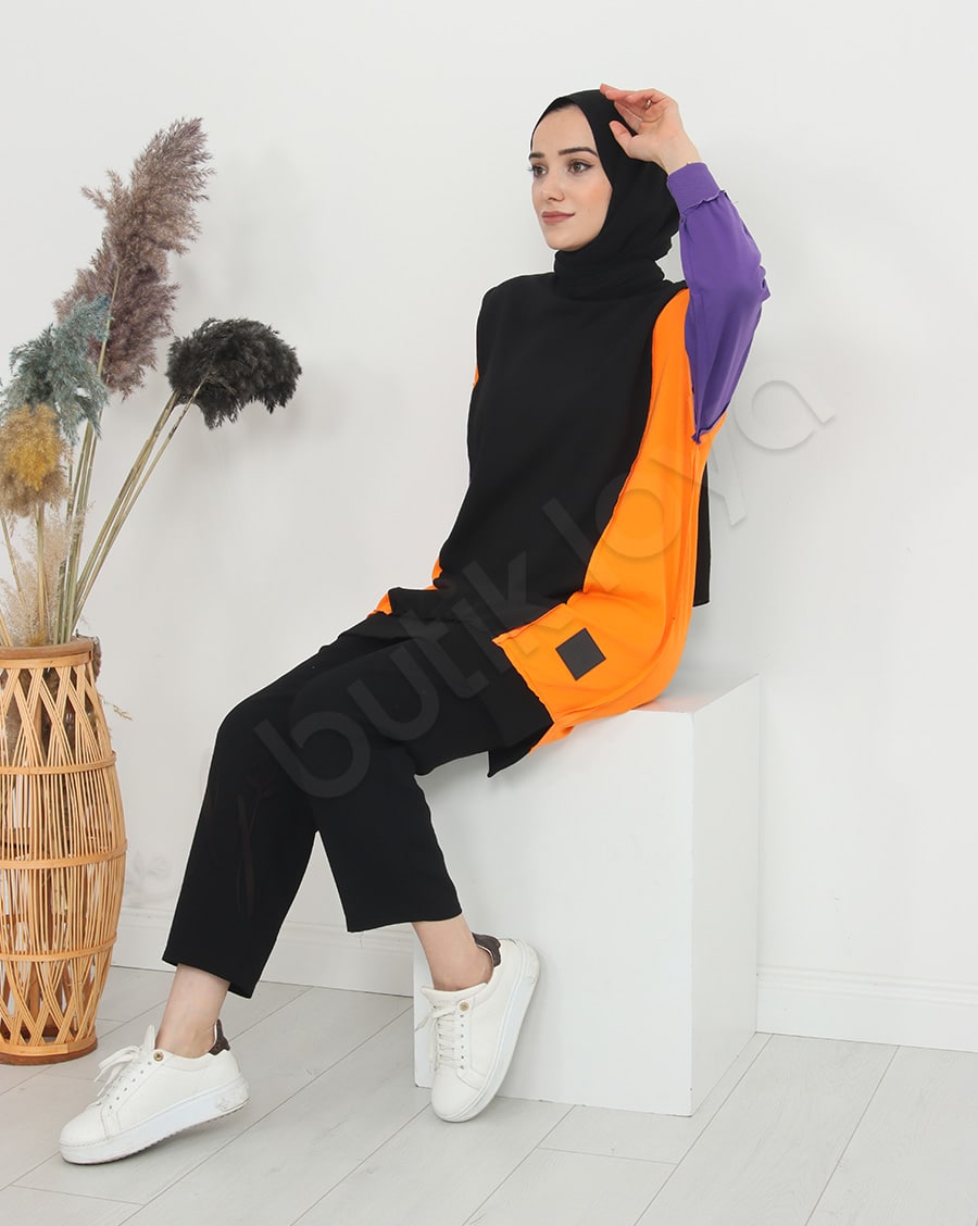 Üç Renk Kapüşonsuz Sweat